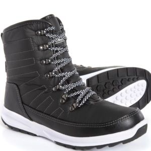 Black Winter Boots